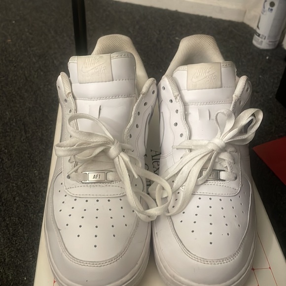Air Force 1’s White Size 11.5 - Picture 2 of 4